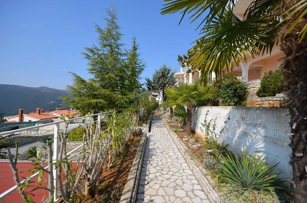 Apartments Slavica Rabac Kroatien